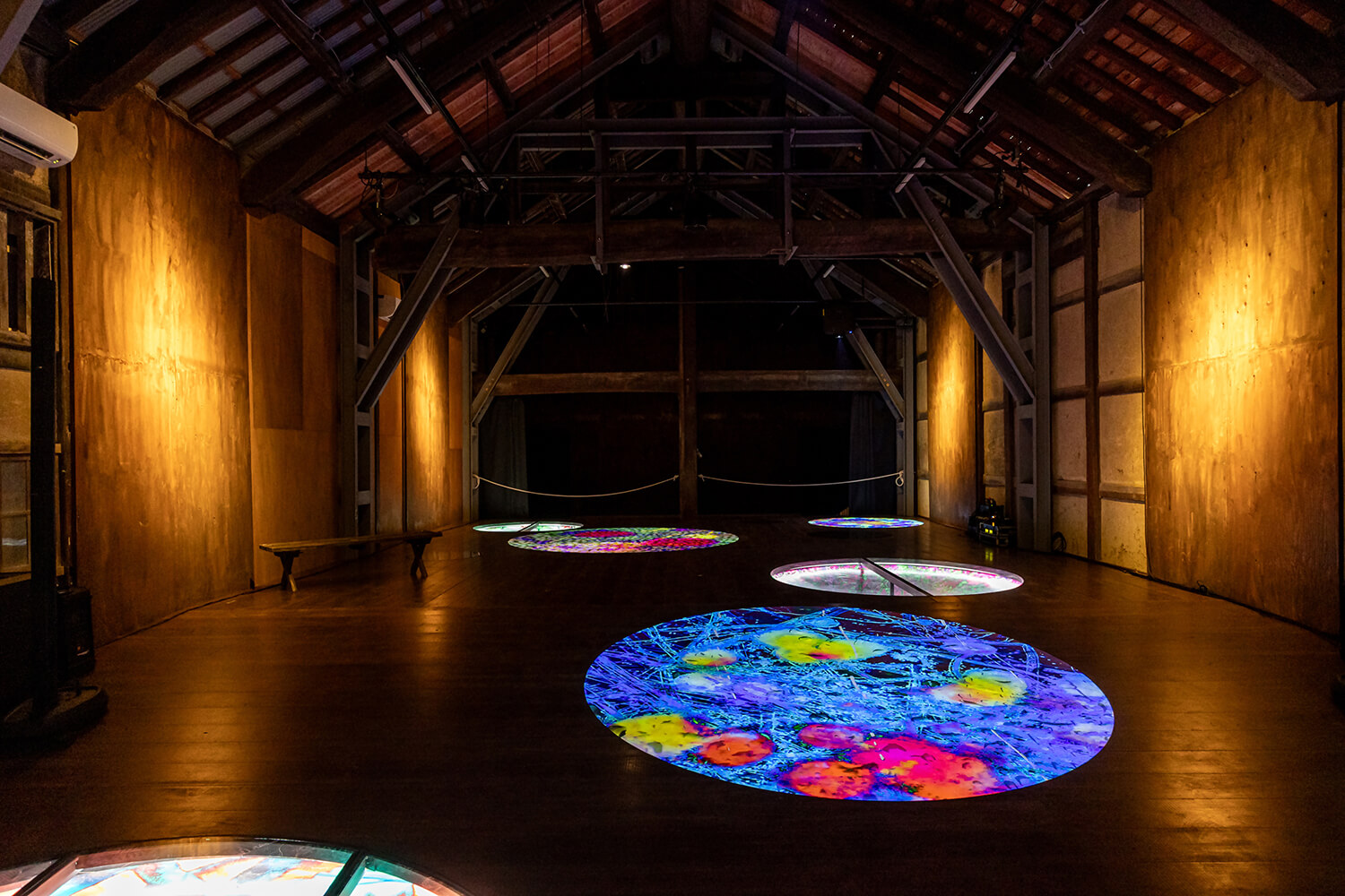 KASAYAソーシャル／パフォーマンス・スペース＋アートワーク（全景）